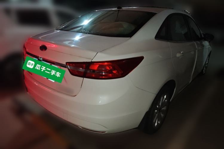 Used Ford Escort 2015 1.5L Automatic Fashion Model Rear Right 45 Deg