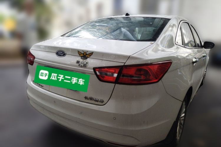 Used Ford Escort 2015 1.5L Automatic Comfort Edition Rear Right 45 Deg
