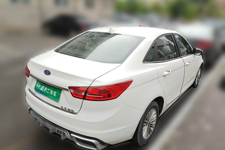 Used Ford Escort 2015 1.5L Automatic Comfort Edition Rear Right 45 Deg
