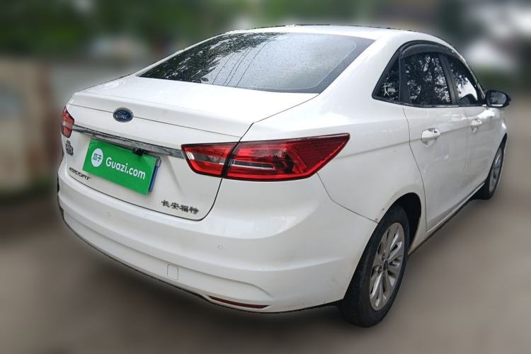 Used Ford Escort 2015 1.5L Automatic Fashion Model Rear Right 45 Deg