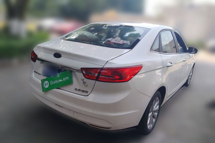 Used Ford Escort 2015 1.5L Automatic Fashion Model Rear Right 45 Deg