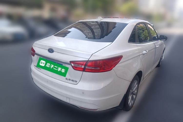 Used Ford Escort 2015 1.5L Automatic Fashion Model Rear Right 45 Deg
