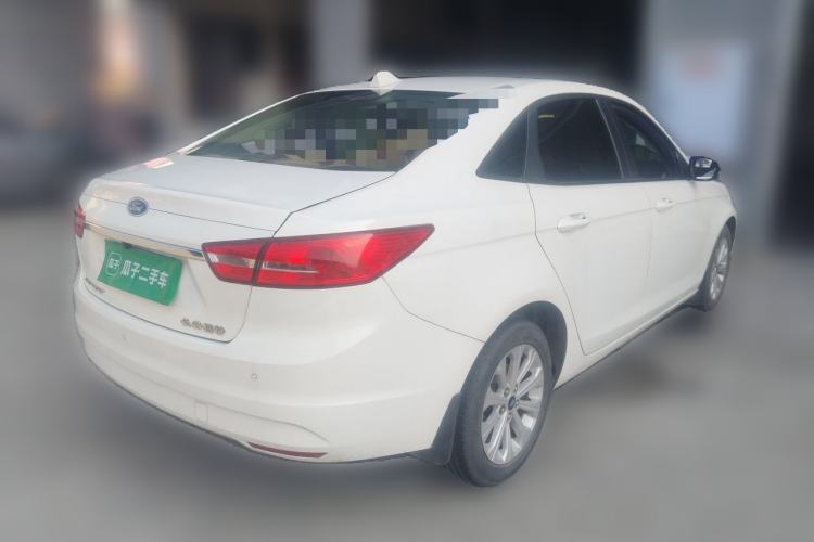 Used Ford Escort 2015 1.5L Automatic Fashion Model Rear Right 45 Deg