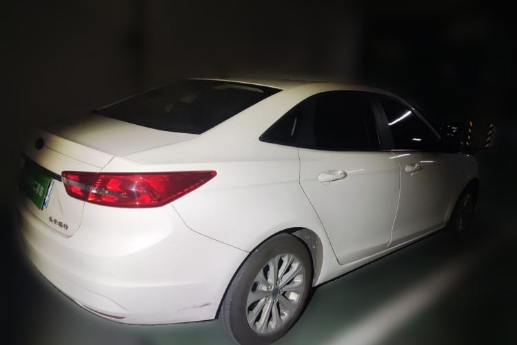 Used Ford Escort 2015 1.5L Automatic Fashion Model Rear Right 45 Deg