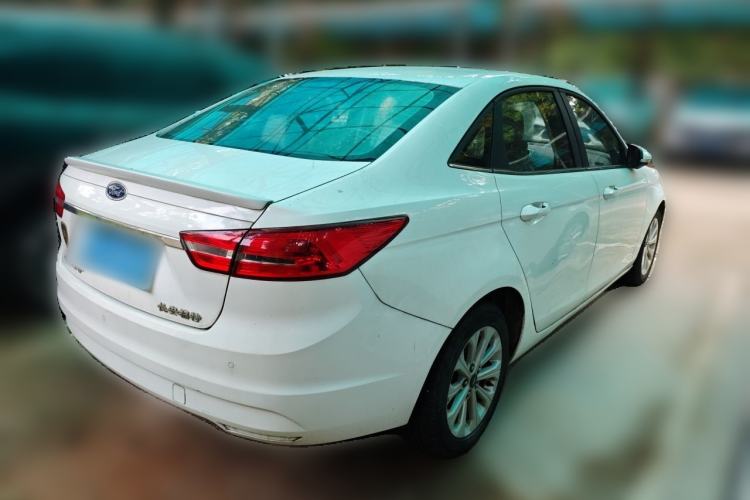 Used Ford Escort 2015 1.5L Automatic Fashion Model Rear Right 45 Deg