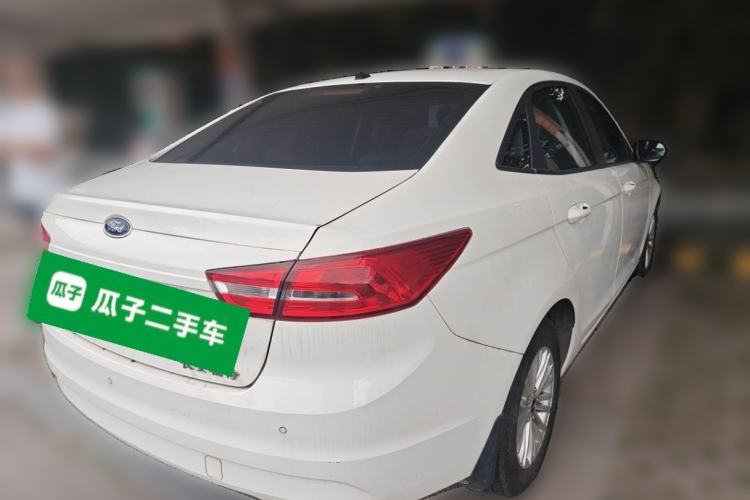Used Ford Escort 2015 1.5L Automatic Comfort Edition Rear Right 45 Deg