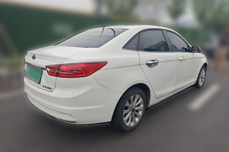 Used Ford Escort 2015 1.5L Automatic Fashion Model Rear Right 45 Deg