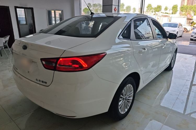 Used Ford Escort 2015 1.5L Manual Comfort Model Rear Right 45 Deg