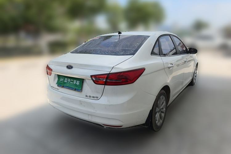 Used Ford Escort 2015 1.5L Manual Fashion Edition Rear Right 45 Deg