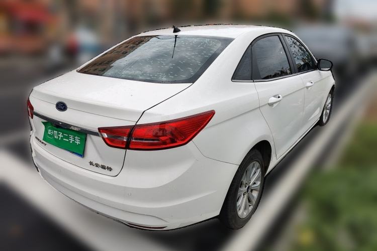 Used Ford Escort 2015 1.5L Manual Fashion Edition Rear Right 45 Deg