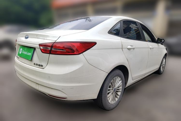 Used Ford Escort 2015 1.5L Automatic Comfort Edition Rear Right 45 Deg