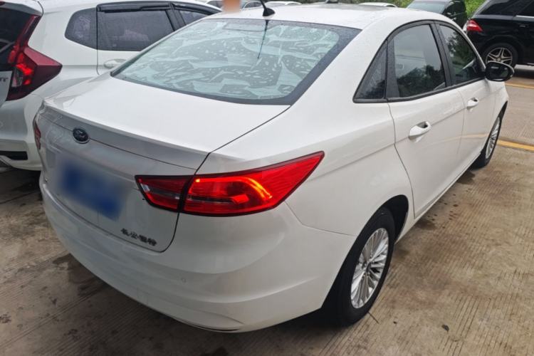Used Ford Escort 2015 1.5L Automatic Comfort Edition Rear Right 45 Deg