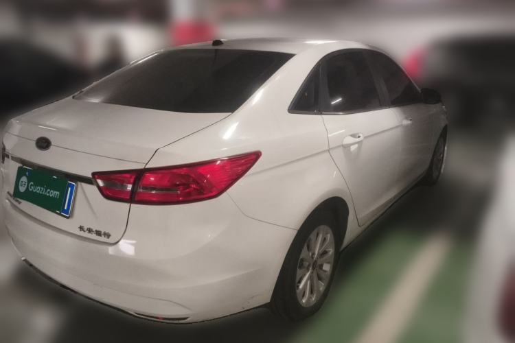 Used Ford Escort 2015 1.5L Automatic Fashion Model Rear Right 45 Deg