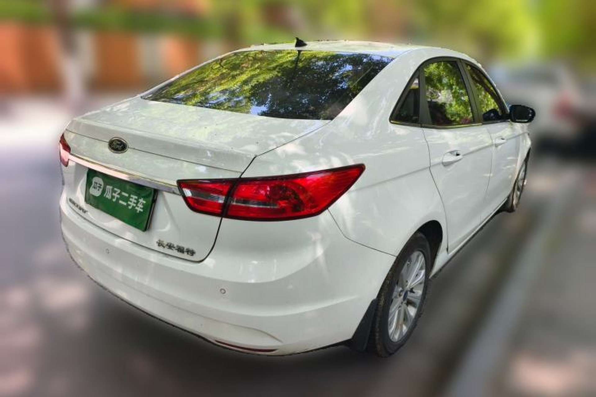 Used Ford Escort 2015 1.5L Automatic Fashion Model Rear Right 45 Deg
