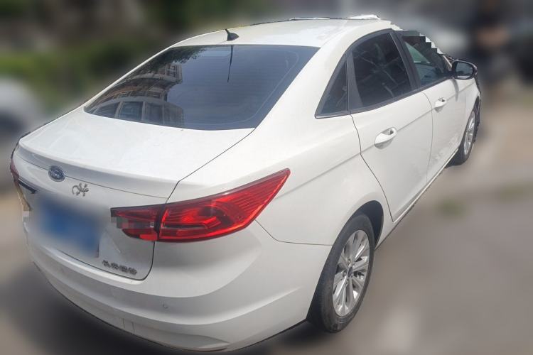 Used Ford Escort 2015 1.5L Automatic Fashion Model Rear Right 45 Deg