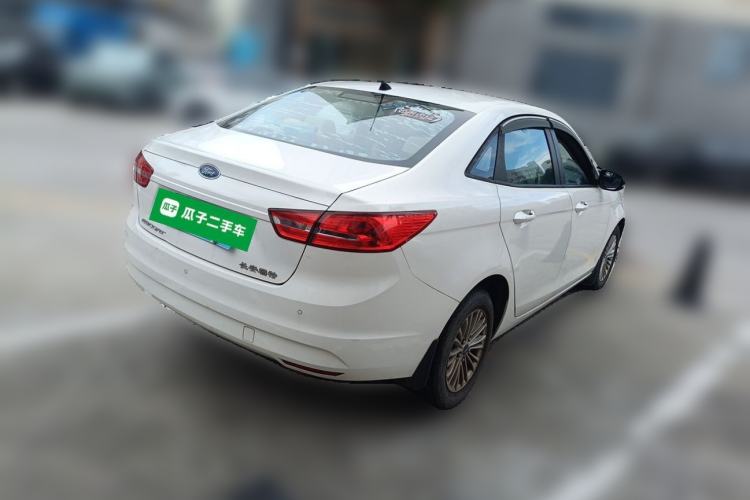 Used Ford Escort 2015 1.5L Automatic Comfort Edition Rear Right 45 Deg