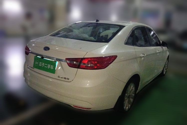 Used Ford Escort 2015 1.5L Automatic Fashion Model Rear Right 45 Deg