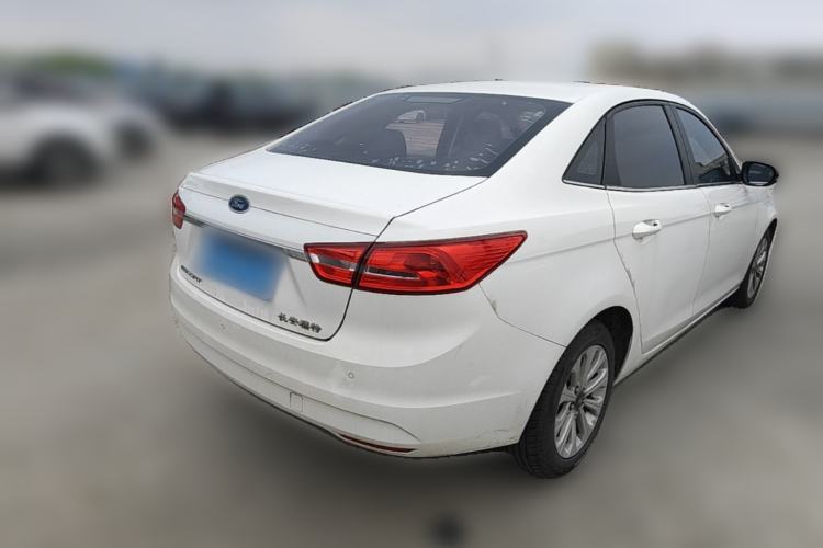 Used Ford Escort 2015 1.5L Manual Fashion Edition Rear Right 45 Deg
