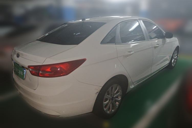 Used Ford Escort 2015 1.5L Automatic Fashion Model Rear Right 45 Deg