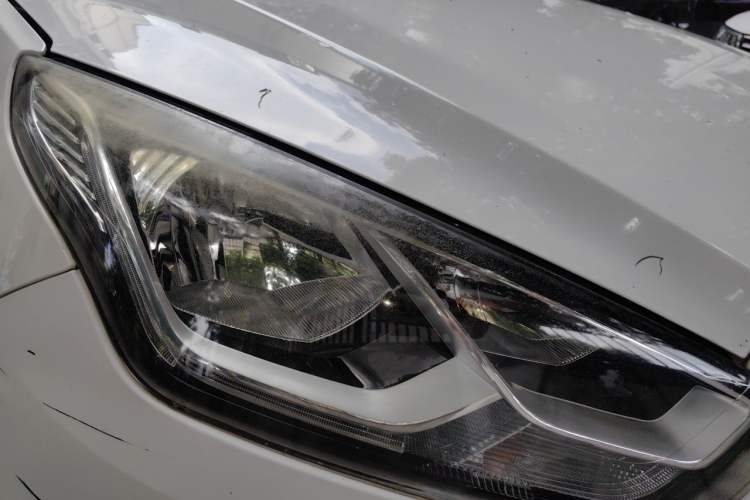 Used Ford Escort 2015 1.5L Automatic Comfort Edition Right Front Headlight