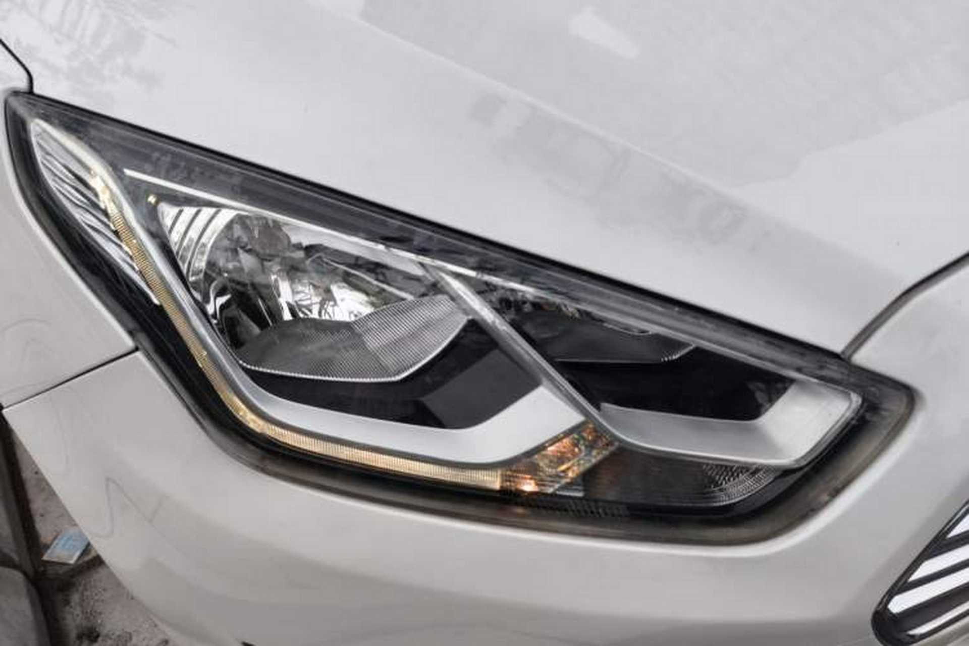Used Ford Escort 2015 1.5L Manual Comfort Model Right Front Headlight