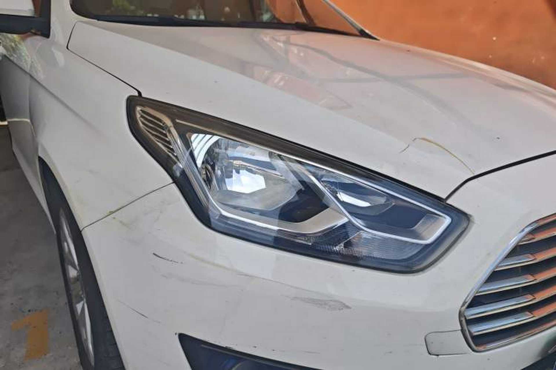 Used Ford Escort 2015 1.5L Automatic Fashion Model Right Front Headlight