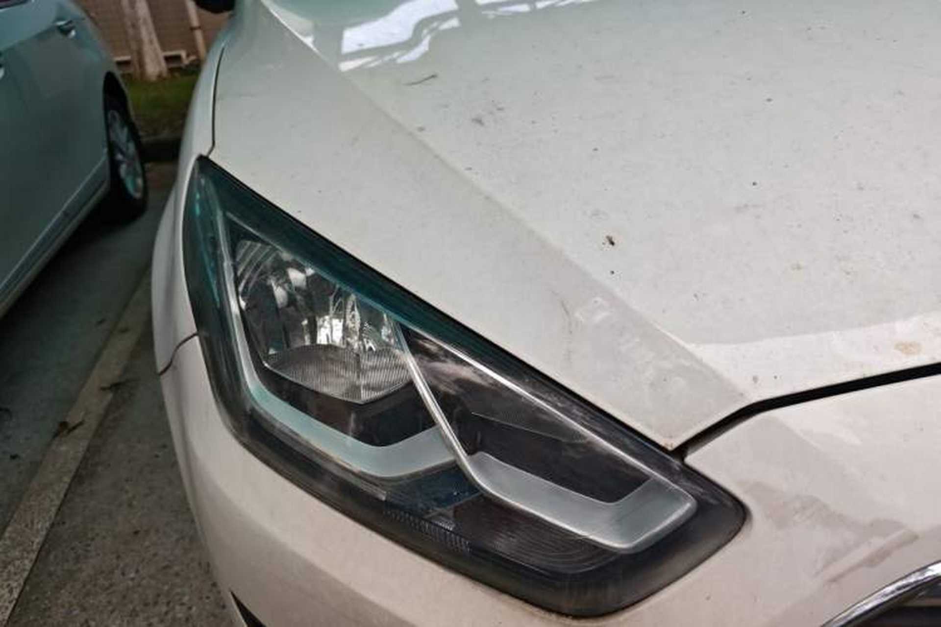 Used Ford Escort 2015 1.5L Automatic Fashion Model Right Front Headlight