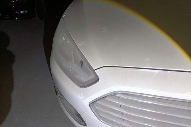 Used Ford Escort 2015 1.5L Automatic Fashion Model Right Front Headlight