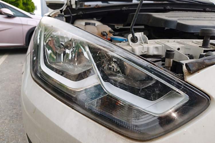Used Ford Escort 2015 1.5L Manual Comfort Model Right Front Headlight