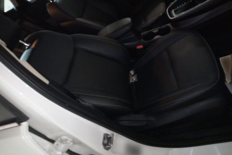 Used Ford Escort 2015 1.5L Automatic Fashion Model Right Front Seat