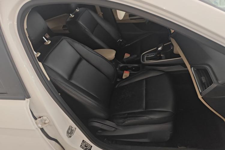 Used Ford Escort 2015 1.5L Automatic Comfort Edition Right Front Seat