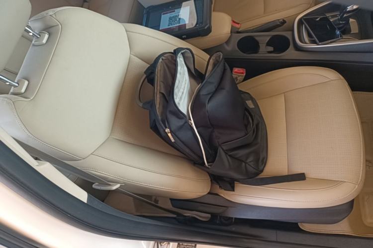 Used Ford Escort 2015 1.5L Automatic Fashion Model Right Front Seat