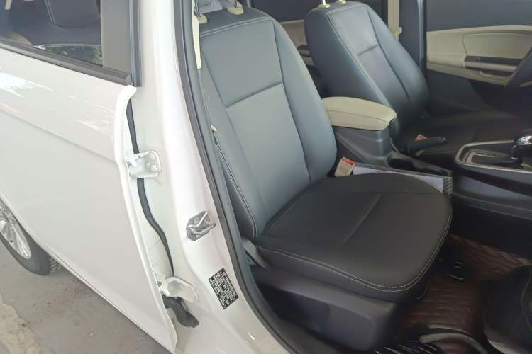 Used Ford Escort 2015 1.5L Automatic Comfort Edition Right Front Seat