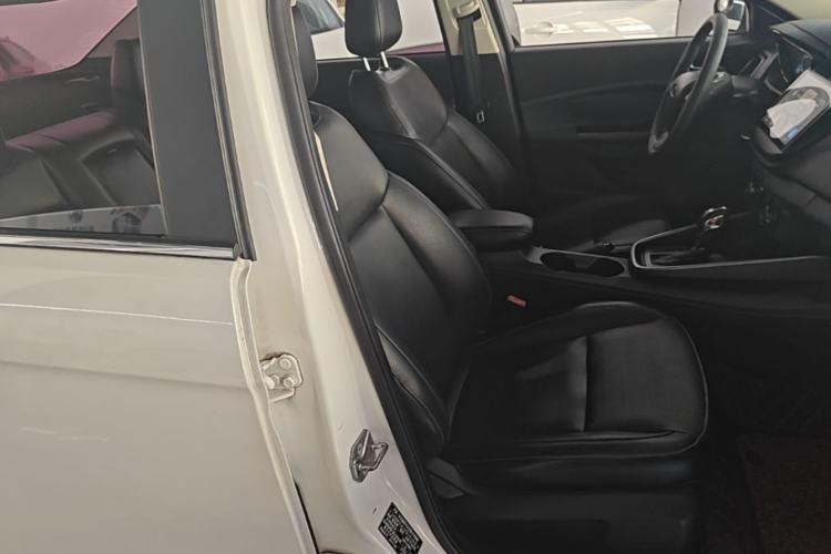 Used Ford Escort 2015 1.5L Automatic Fashion Model Right Front Seat