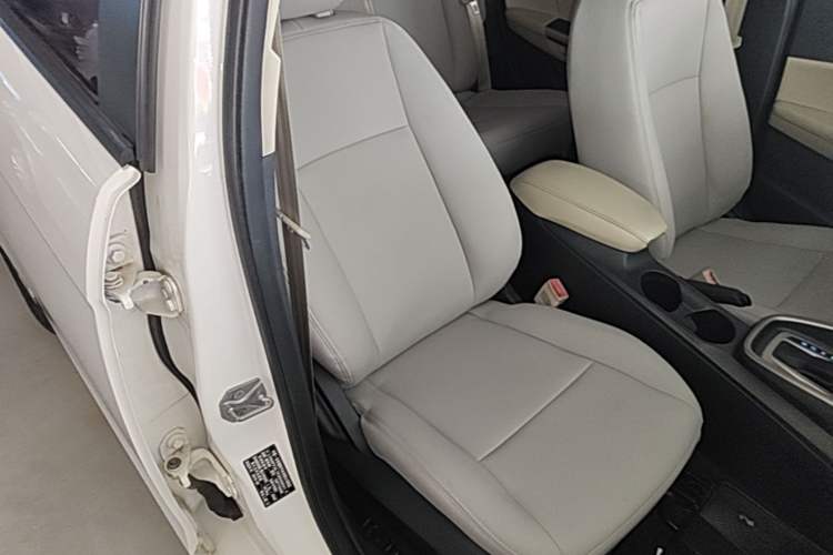 Used Ford Escort 2015 1.5L Automatic Comfort Edition Right Front Seat