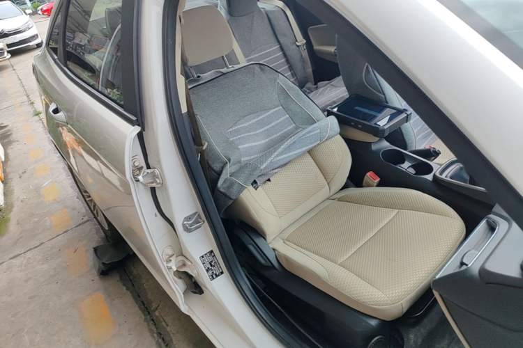 Used Ford Escort 2015 1.5L Manual Comfort Model Right Front Seat