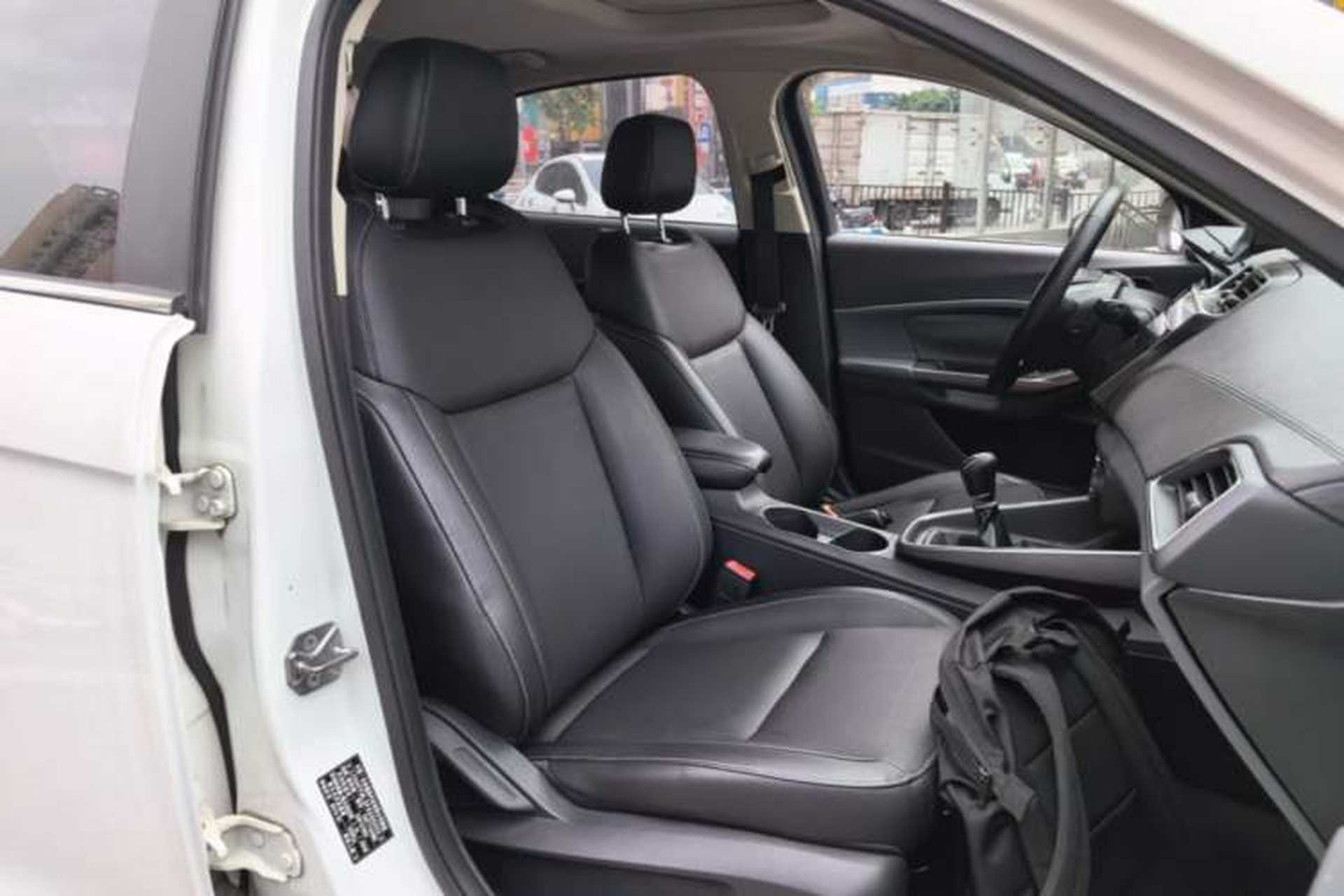 Used Ford Escort 2015 1.5L Manual Fashion Edition Right Front Seat