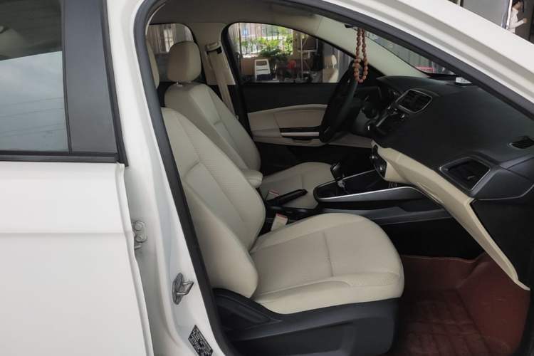 Used Ford Escort 2015 1.5L Manual Comfort Model Right Front Seat