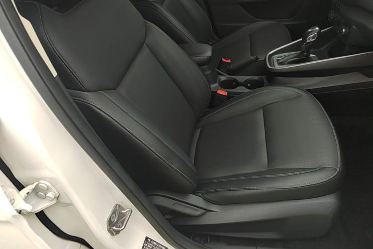 Used Ford Escort 2015 1.5L Automatic Fashion Model Right Front Seat