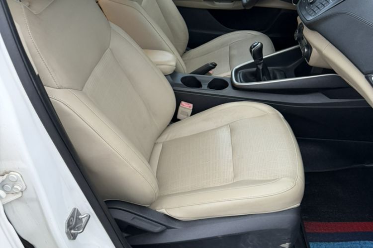 Used Ford Escort 2015 1.5L Manual Fashion Edition Right Front Seat