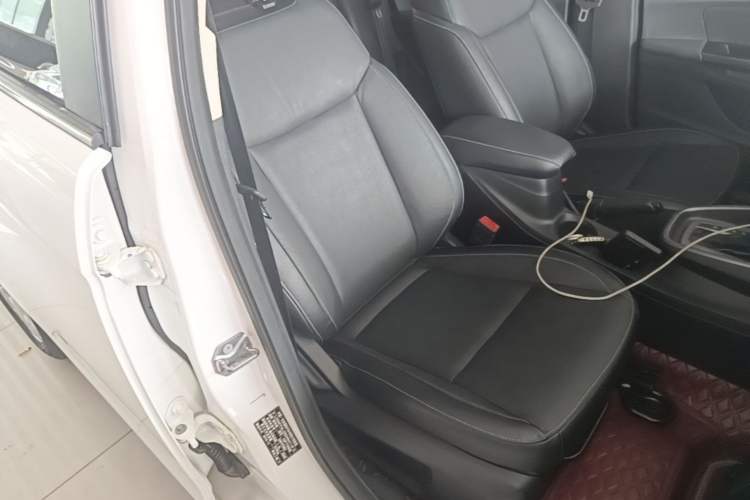 Used Ford Escort 2015 1.5L Automatic Fashion Model Right Front Seat