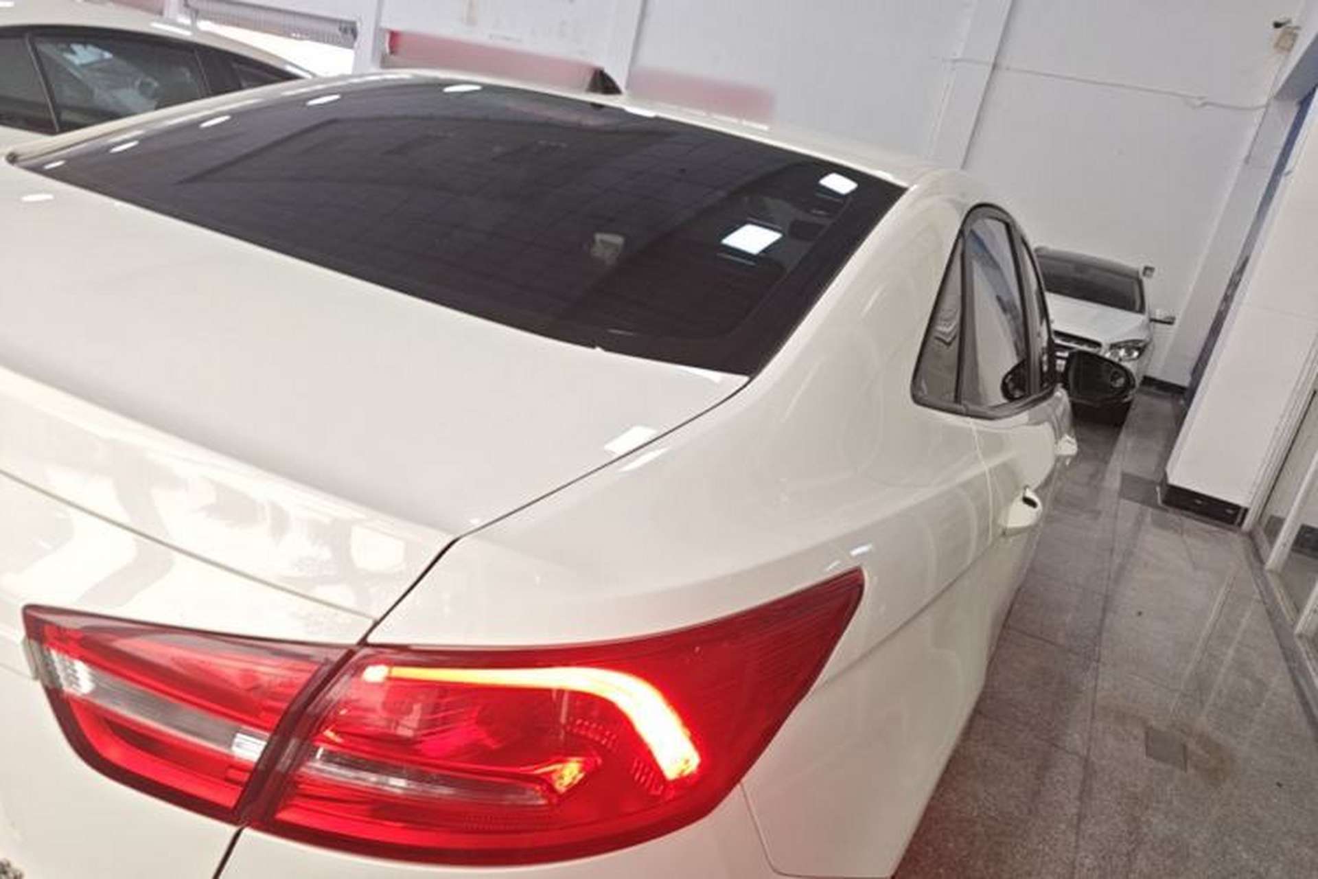Used Ford Escort 2015 1.5L Automatic Comfort Edition Right Rear Taillight