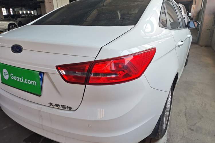 Used Ford Escort 2015 1.5L Manual Comfort Model Right Rear Taillight