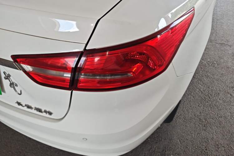 Used Ford Escort 2015 1.5L Manual Fashion Edition Right Rear Taillight