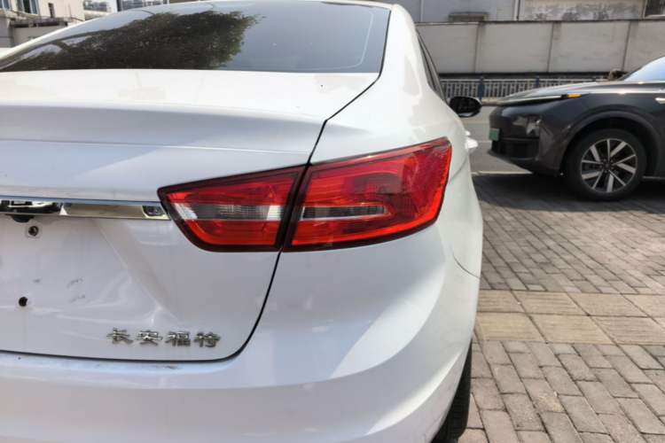 Used Ford Escort 2015 1.5L Automatic Fashion Model Right Rear Taillight