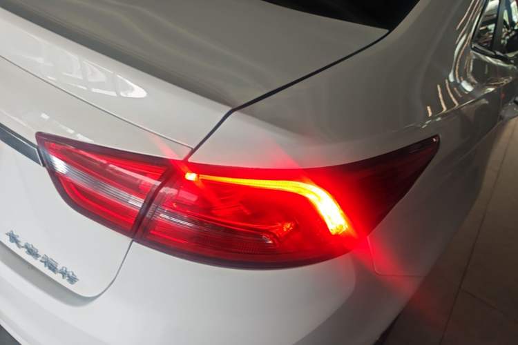Used Ford Escort 2015 1.5L Automatic Fashion Model Right Rear Taillight