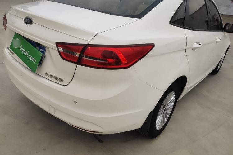 Used Ford Escort 2015 1.5L Manual Comfort Model Right Rear Taillight