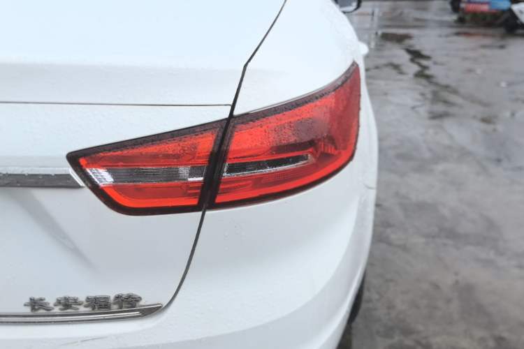 Used Ford Escort 2015 1.5L Manual Comfort Model Right Rear Taillight