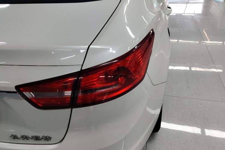 Used Ford Escort 2015 1.5L Manual Fashion Edition Right Rear Taillight