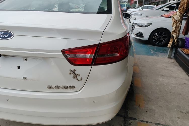 Used Ford Escort 2015 1.5L Manual Comfort Model Right Rear Taillight
